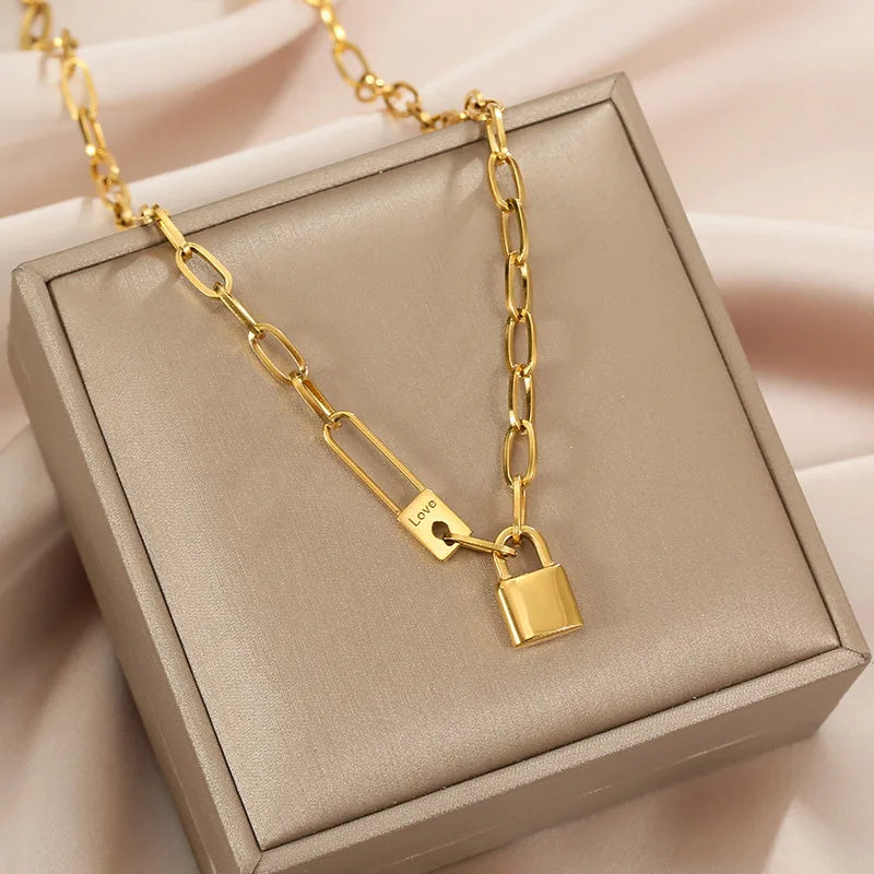 316L Stainless Steel Letter Love Lock Pendant Thick Chain Necklace Female Fashion Retro Exaggerated Punk Style Party
