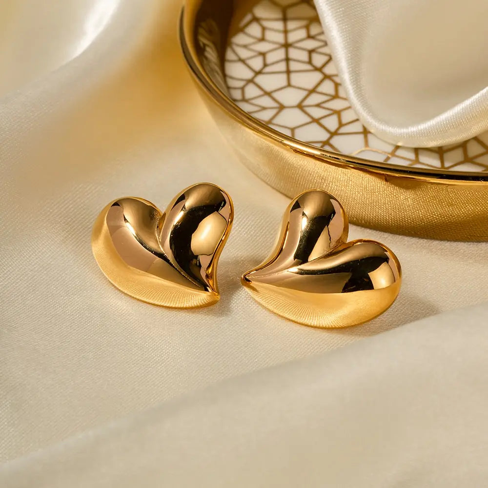 Stainless Steel Heart-Shaped Pendant Earring 18K PVD Gold Plated Tarnish Free Waterproof Hypoallergenic Jewelry for Women